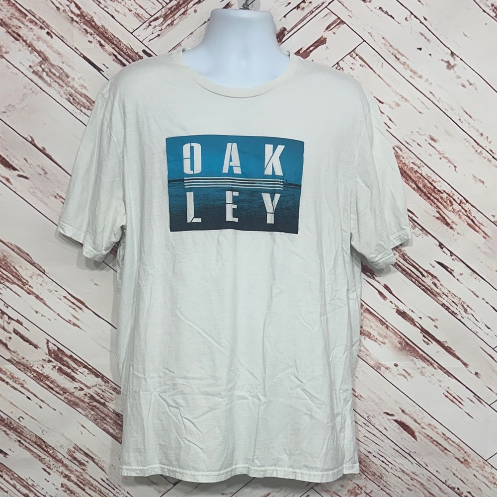 Oakley White and Blue Short Sleeve Tee